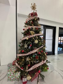Lobby Christmas Tree