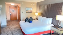 Another perspective of the room.