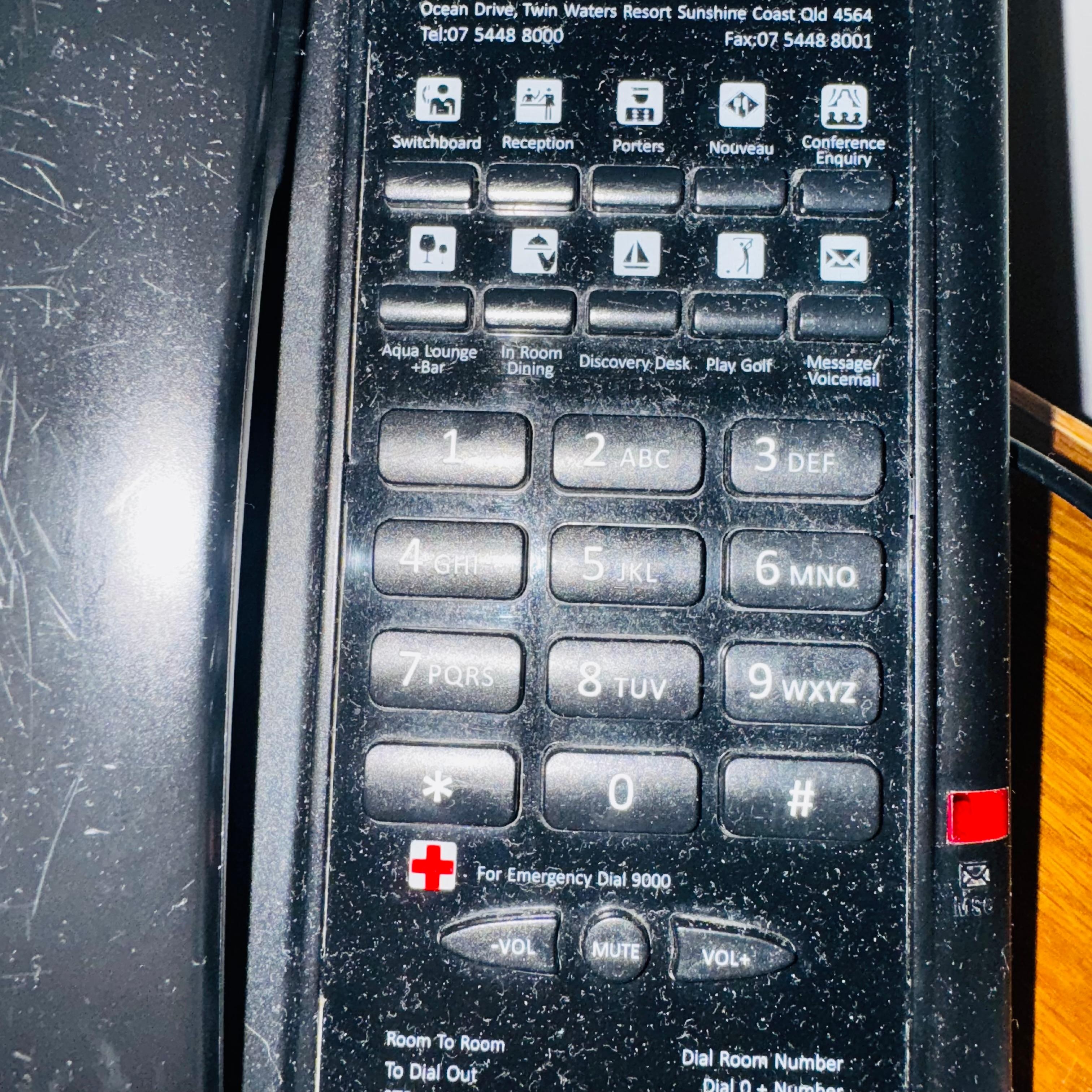 None of single itemised buttons worked and reception did not answer 