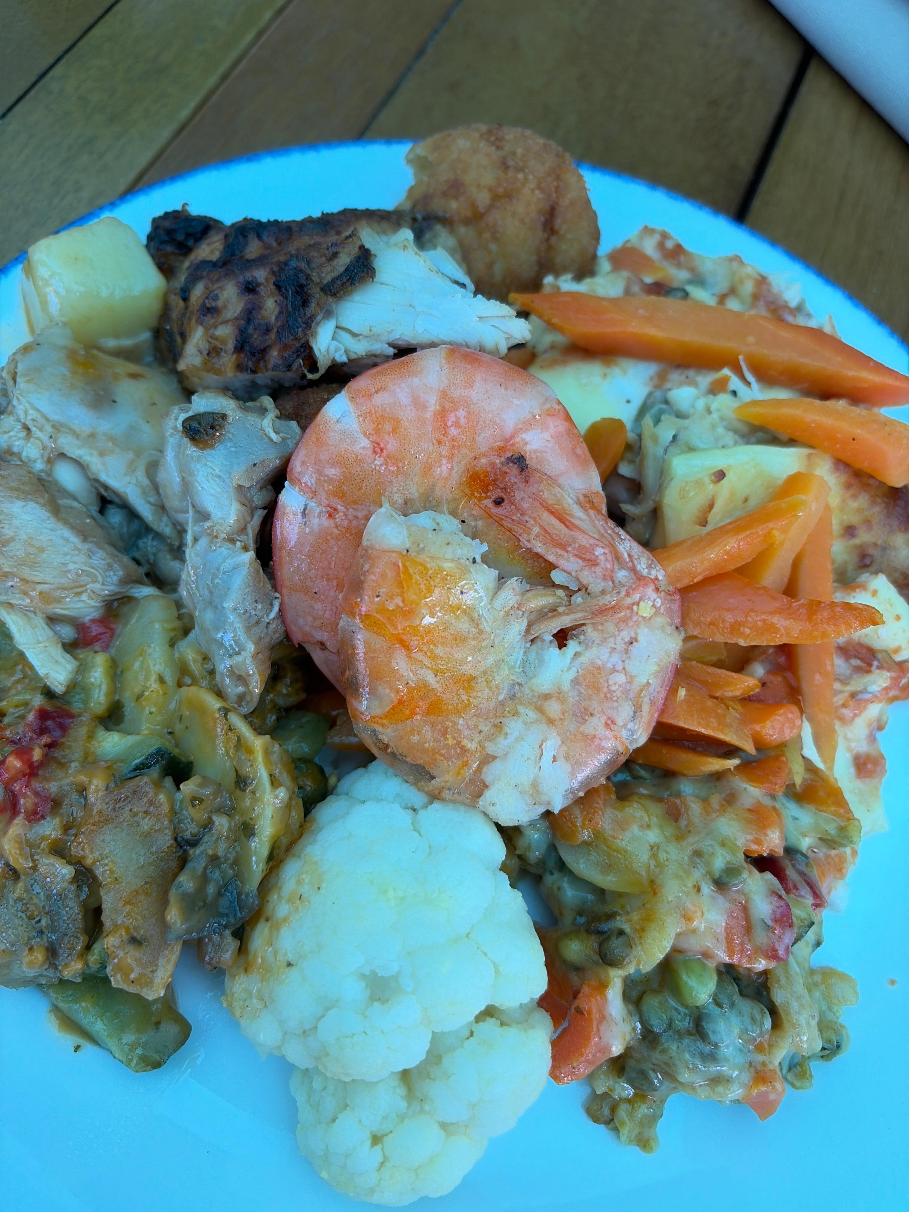 This was lunch from the buffet, I had protein and veggies 