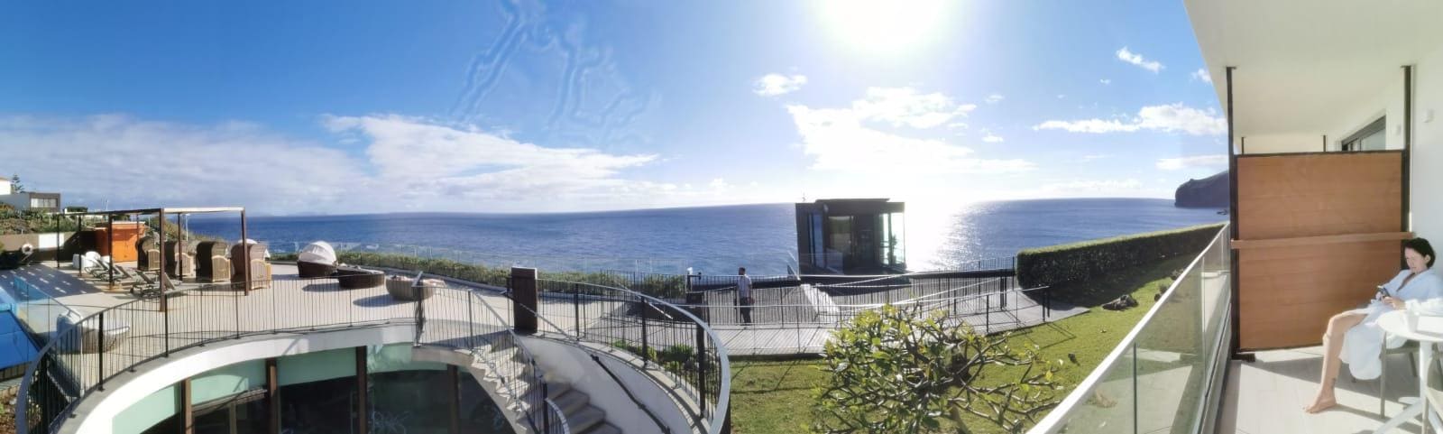 Vue imprenable depuis notre terrasse de la chambre 2112