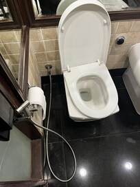 Gibt es keine passende Klodeckel zur Schüssel….