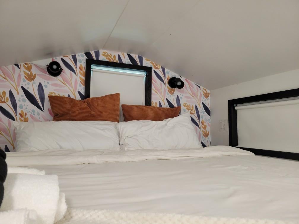 View of the comfie bed