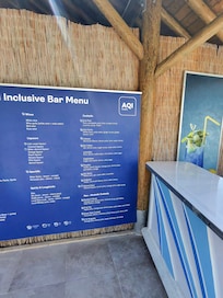 Poolbar