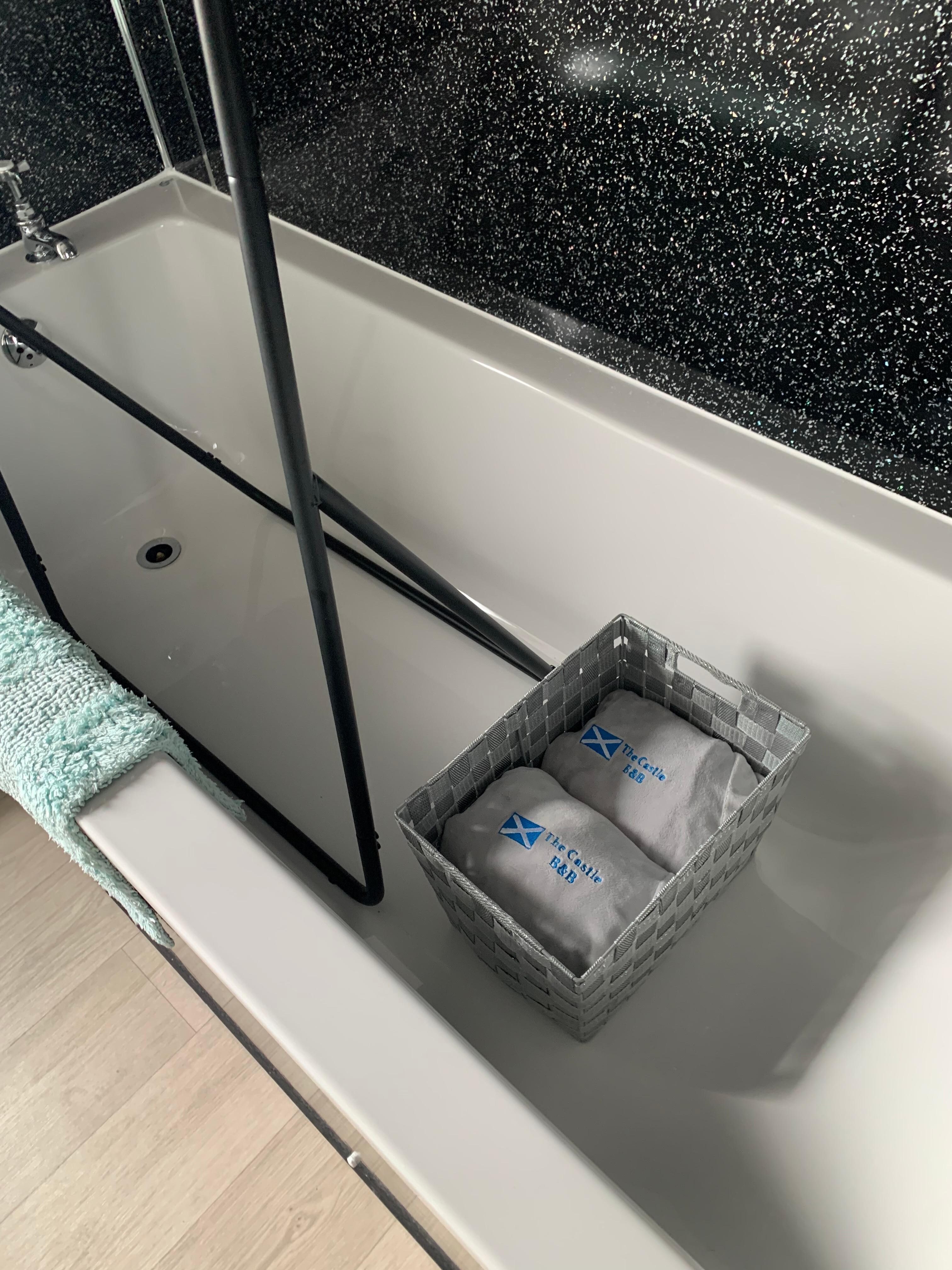 バスタブとバスローブ