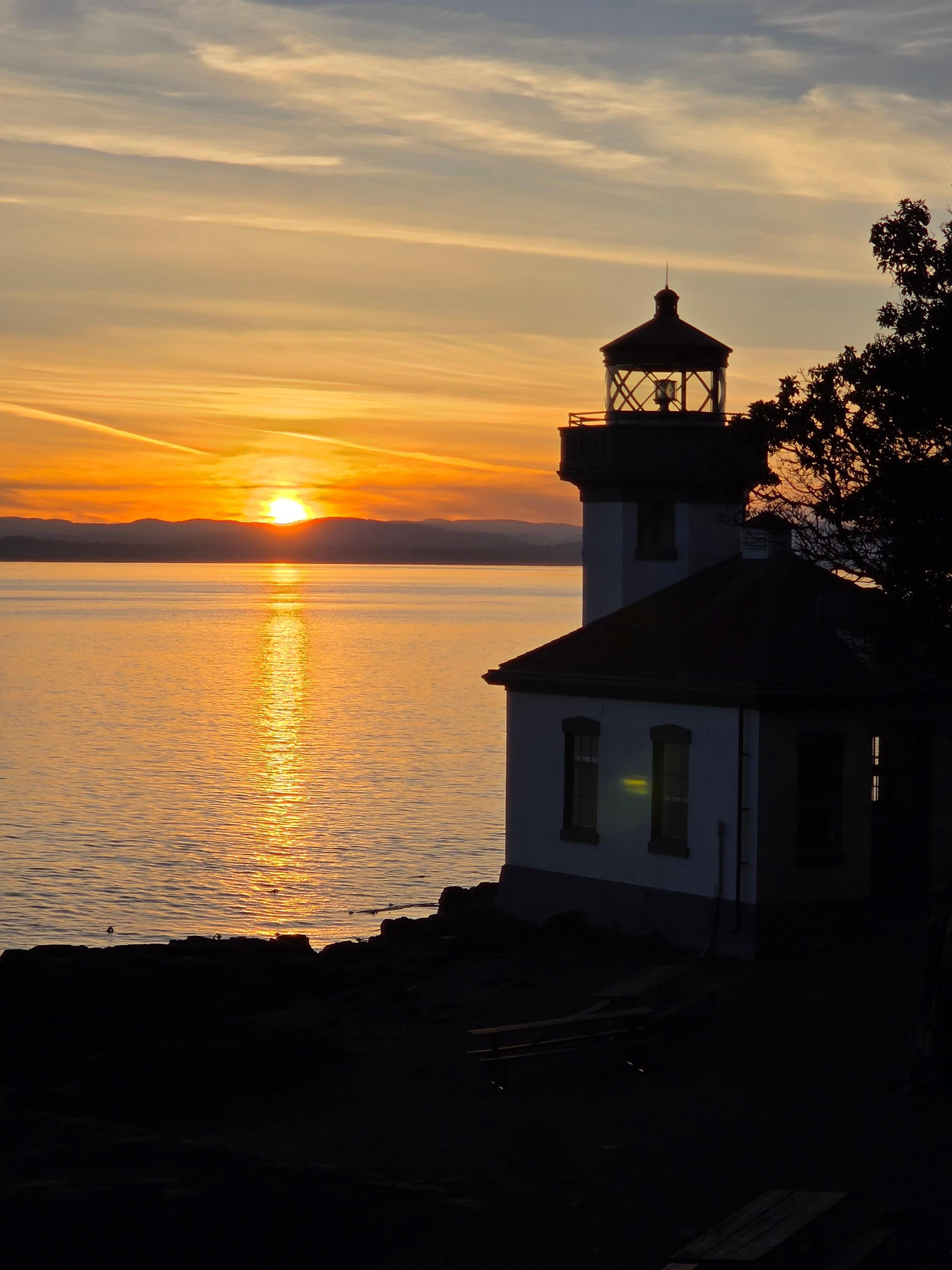 Lime Kiln Lighthouse