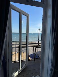 Single bedroom view!