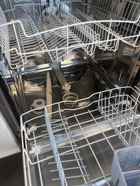 defekte Spülmaschine