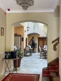 Entry fouer