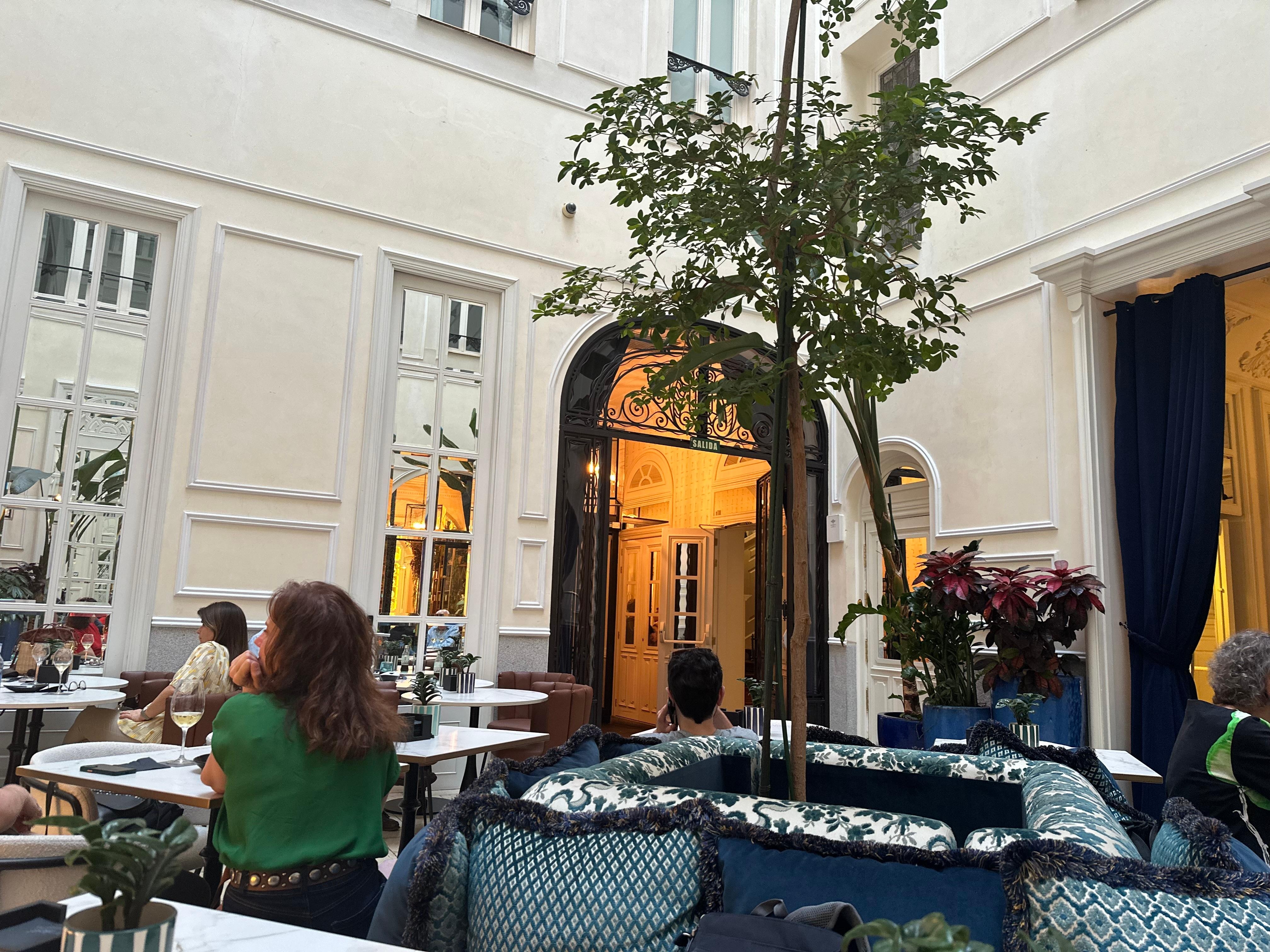 Breakfast room and a delightfully place for evening tapas. 