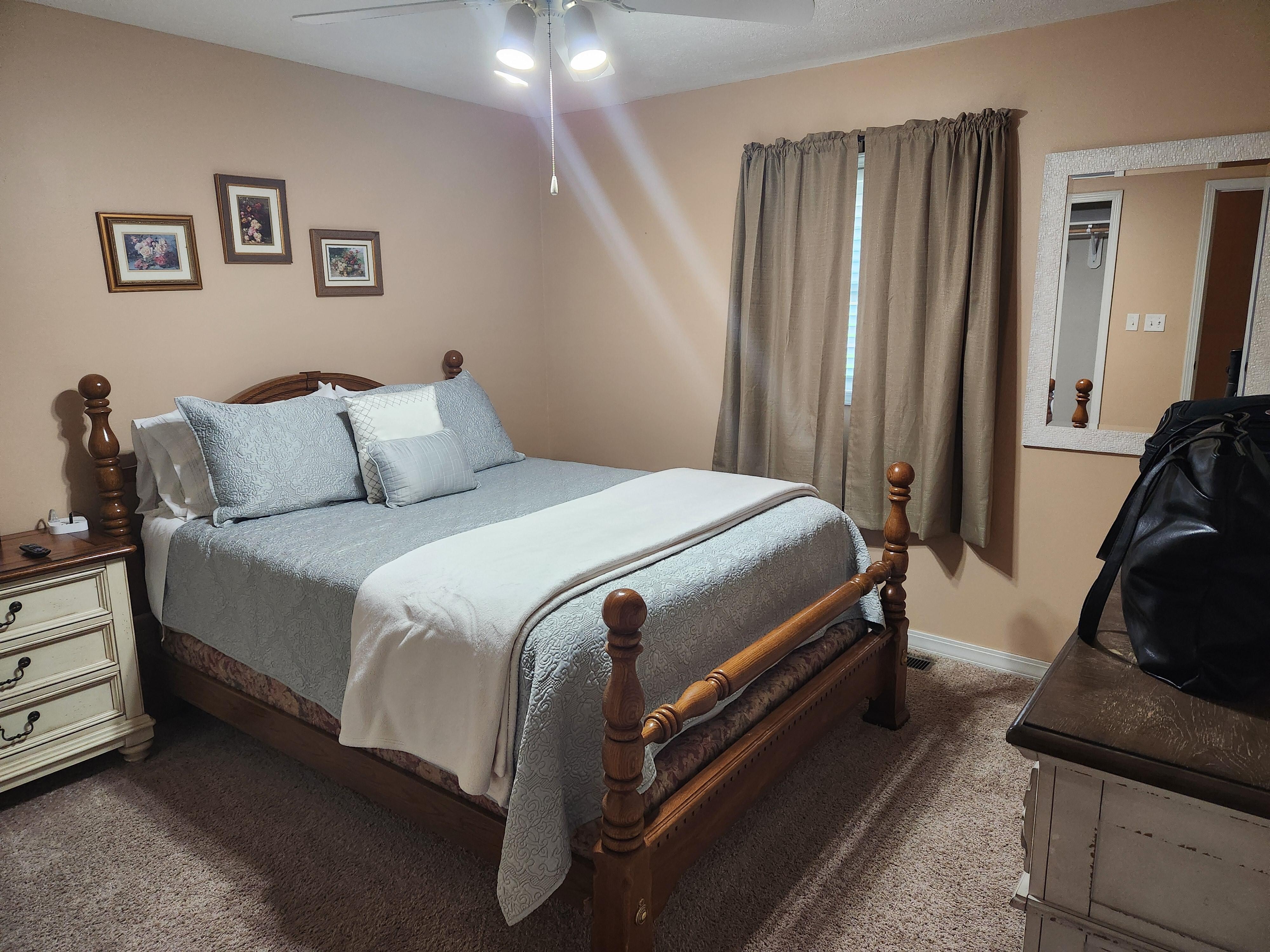 Queen bedroom