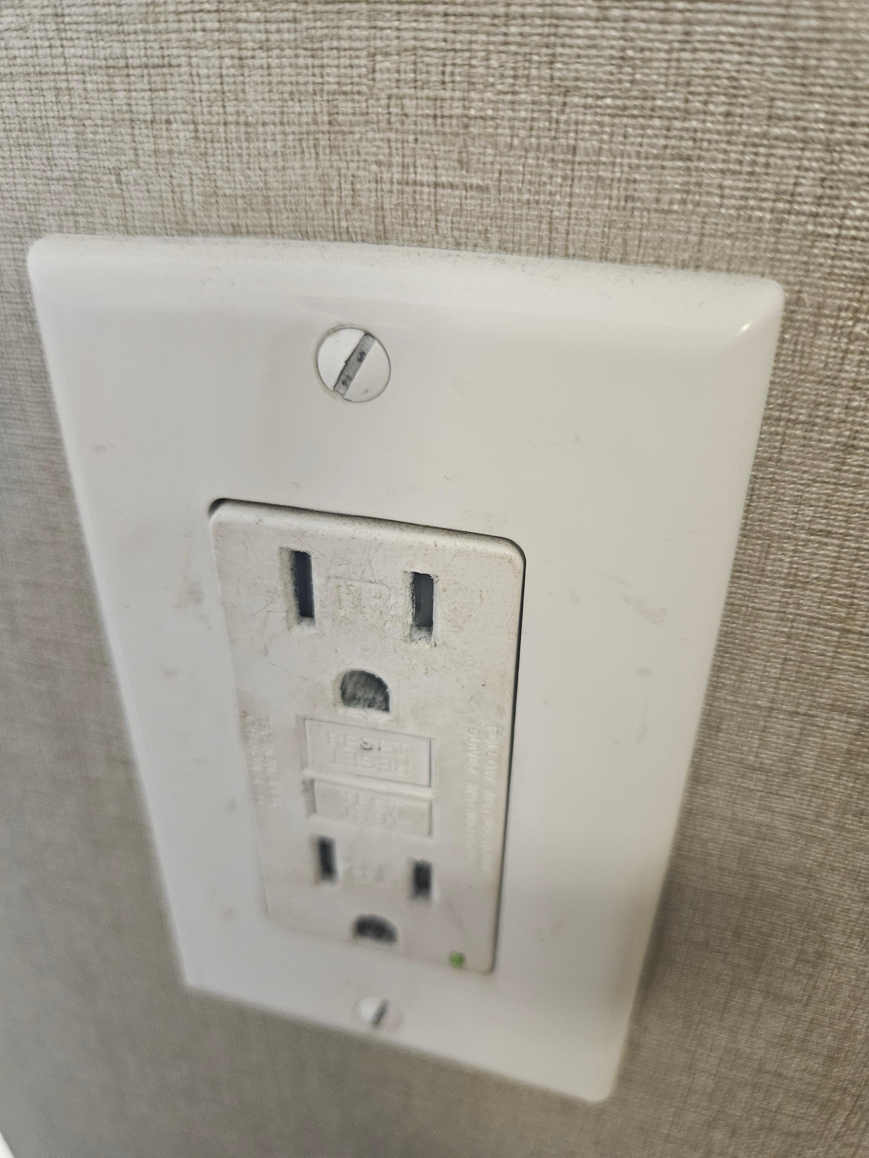 This is just gross. Look how dirty that plug is. 