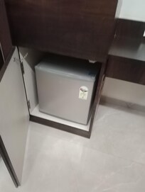 Mini fridge