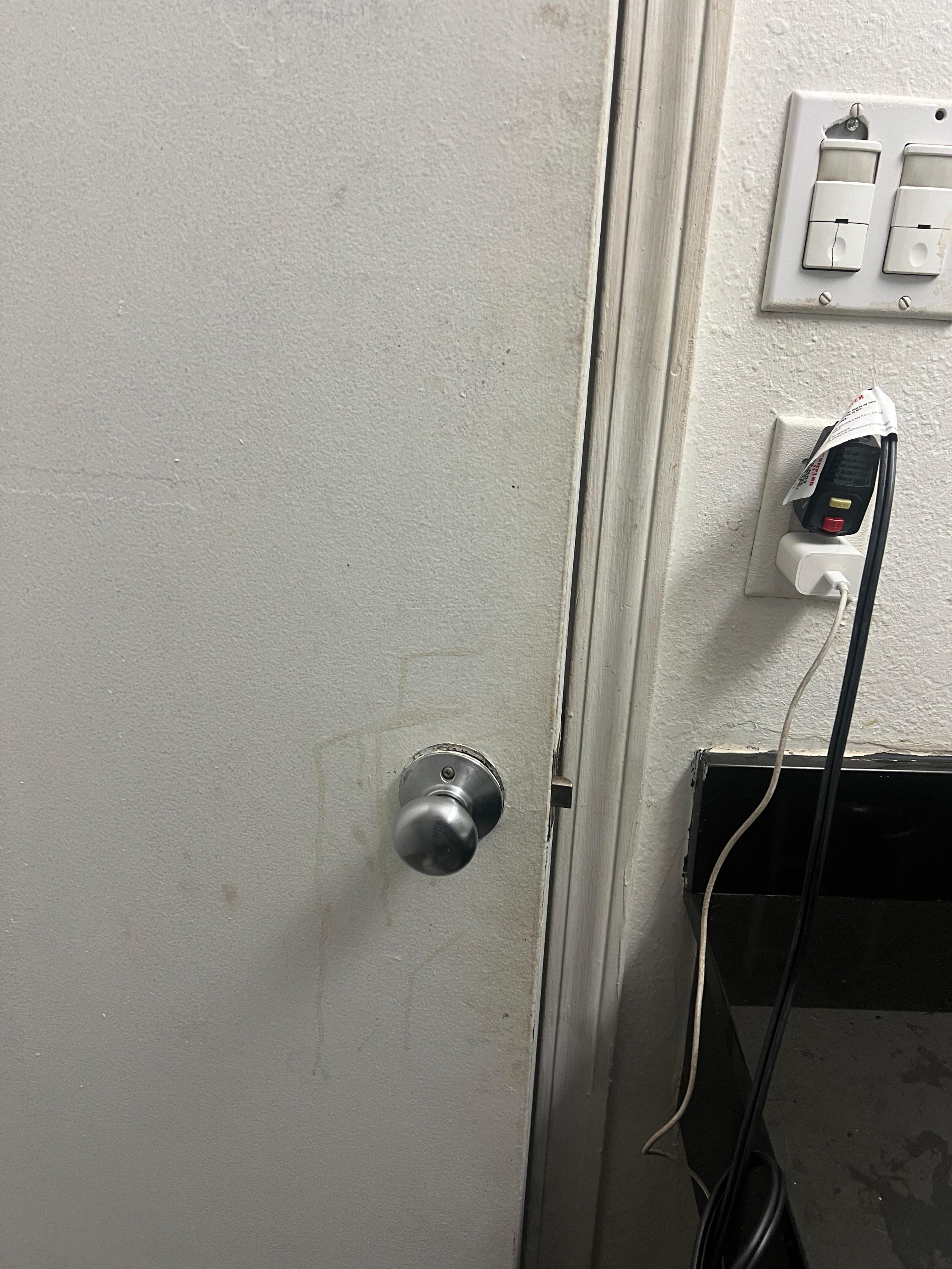 Dirty door is the only photo I saved.