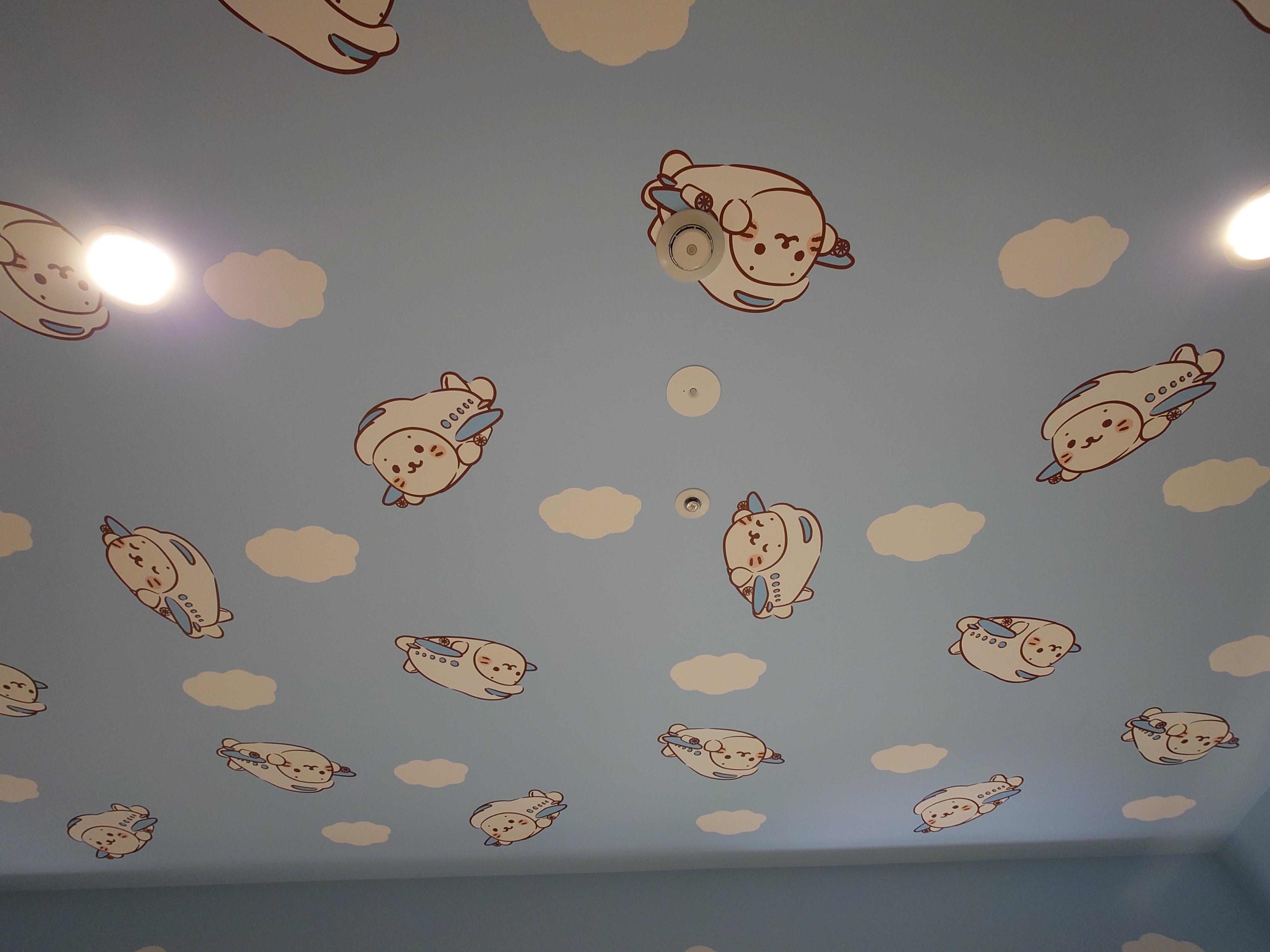 Even the ceiling is decorated