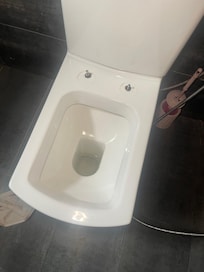 Toilet sit was broken and was supposed to be fixed but they never go to it and as a woman I couldn’t use it as it was.