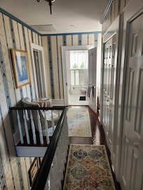 Upstairs guest area landing.