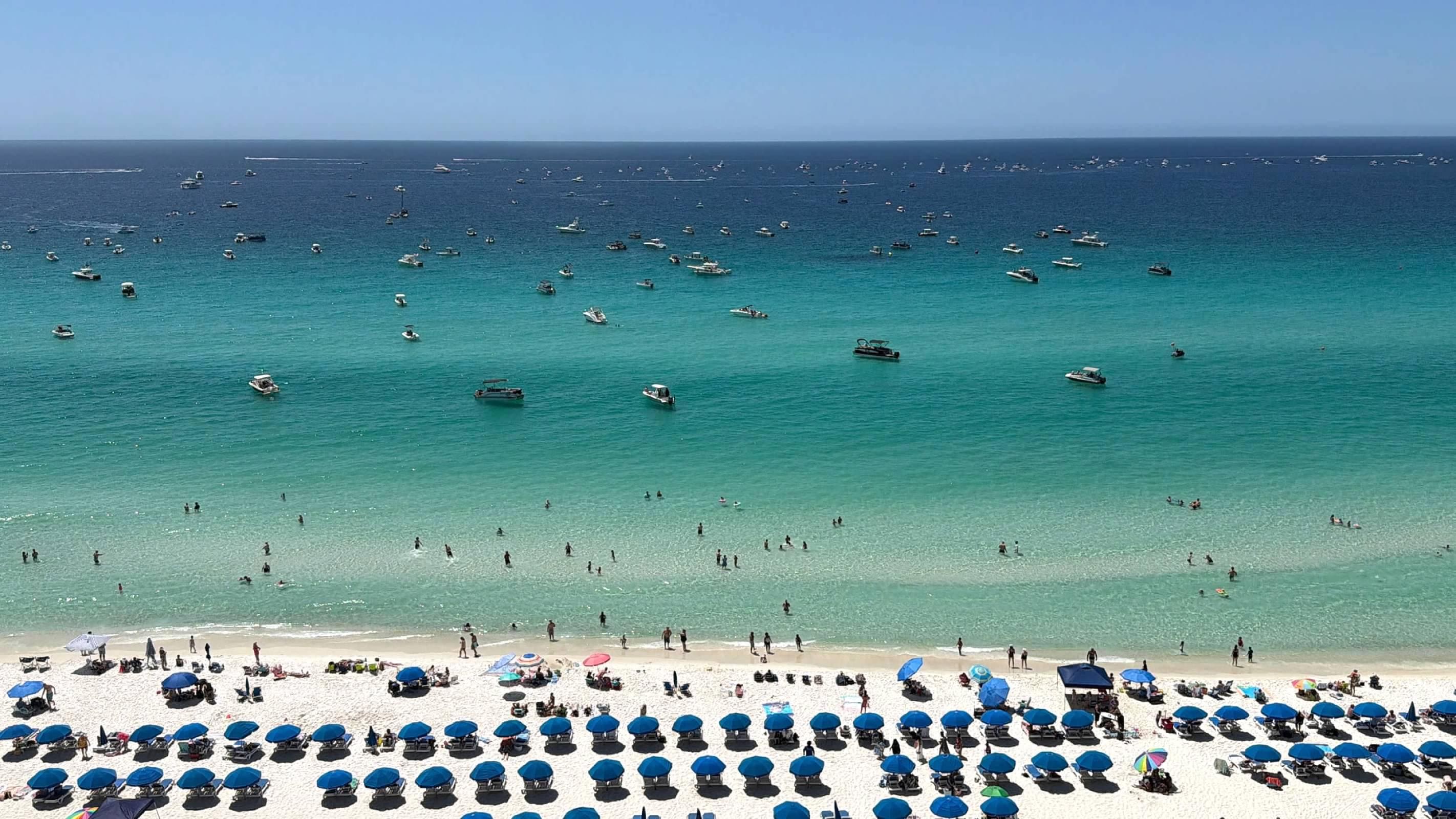 The beach for a very busy air and water show on the pier!  A very cool day!