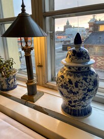 朝食レストランの窓辺