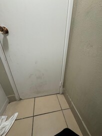 Dirty bathroom
