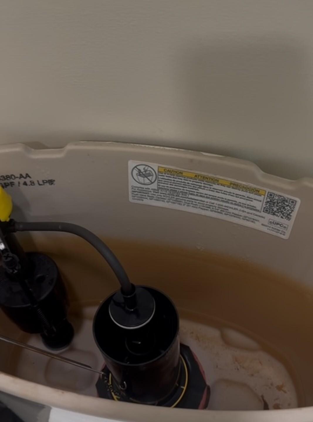 TOILET TANK WITH NO WATER 