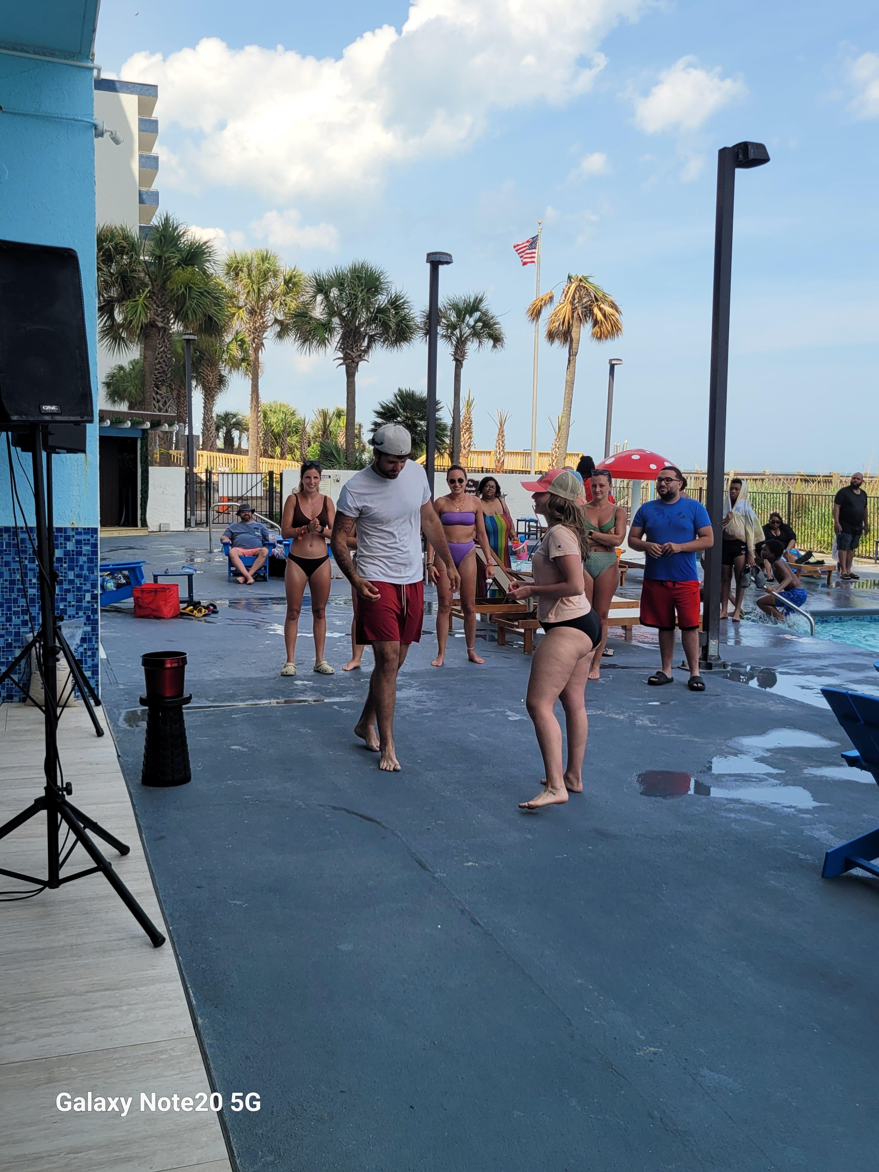 Dj Dance at The Pool