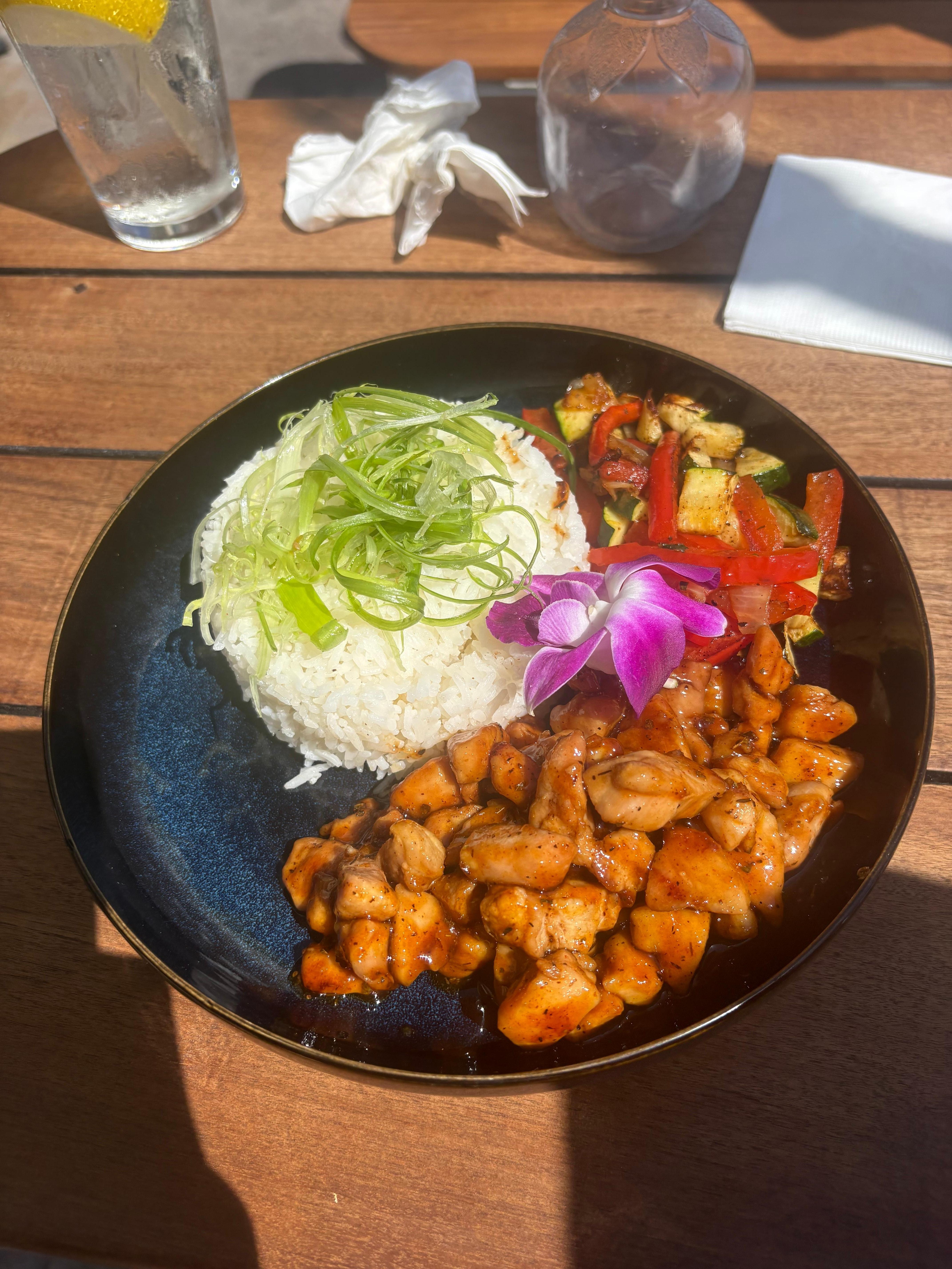 Food from next door, Delicious!!