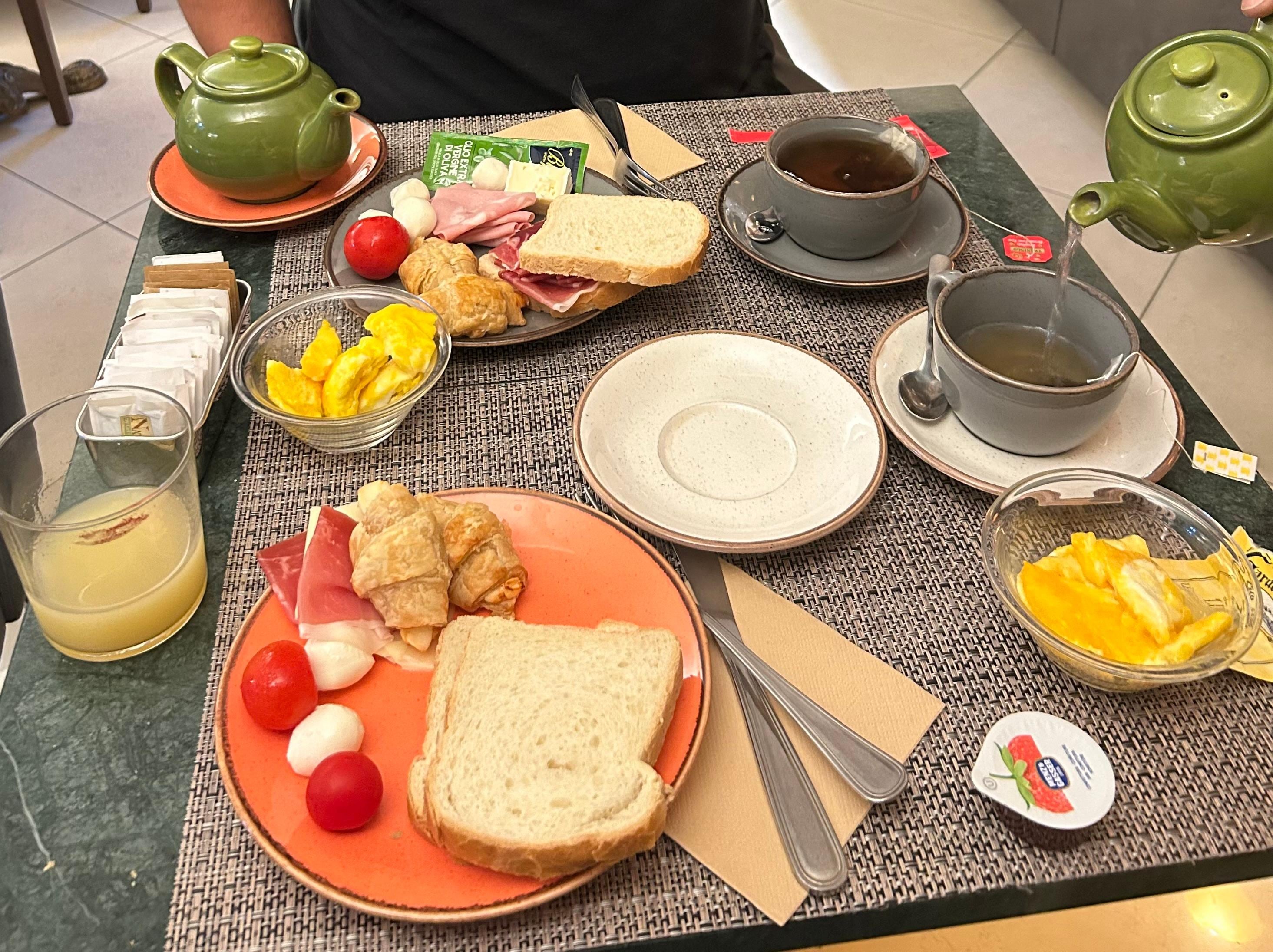 Breakfast was hot and yummy just enough to not feel so heavy in the morning. Definitely ask for a cappuccino. 