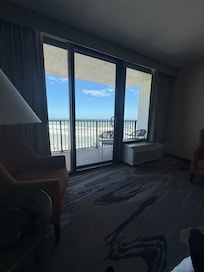 Vista al mar desde habitación de $75