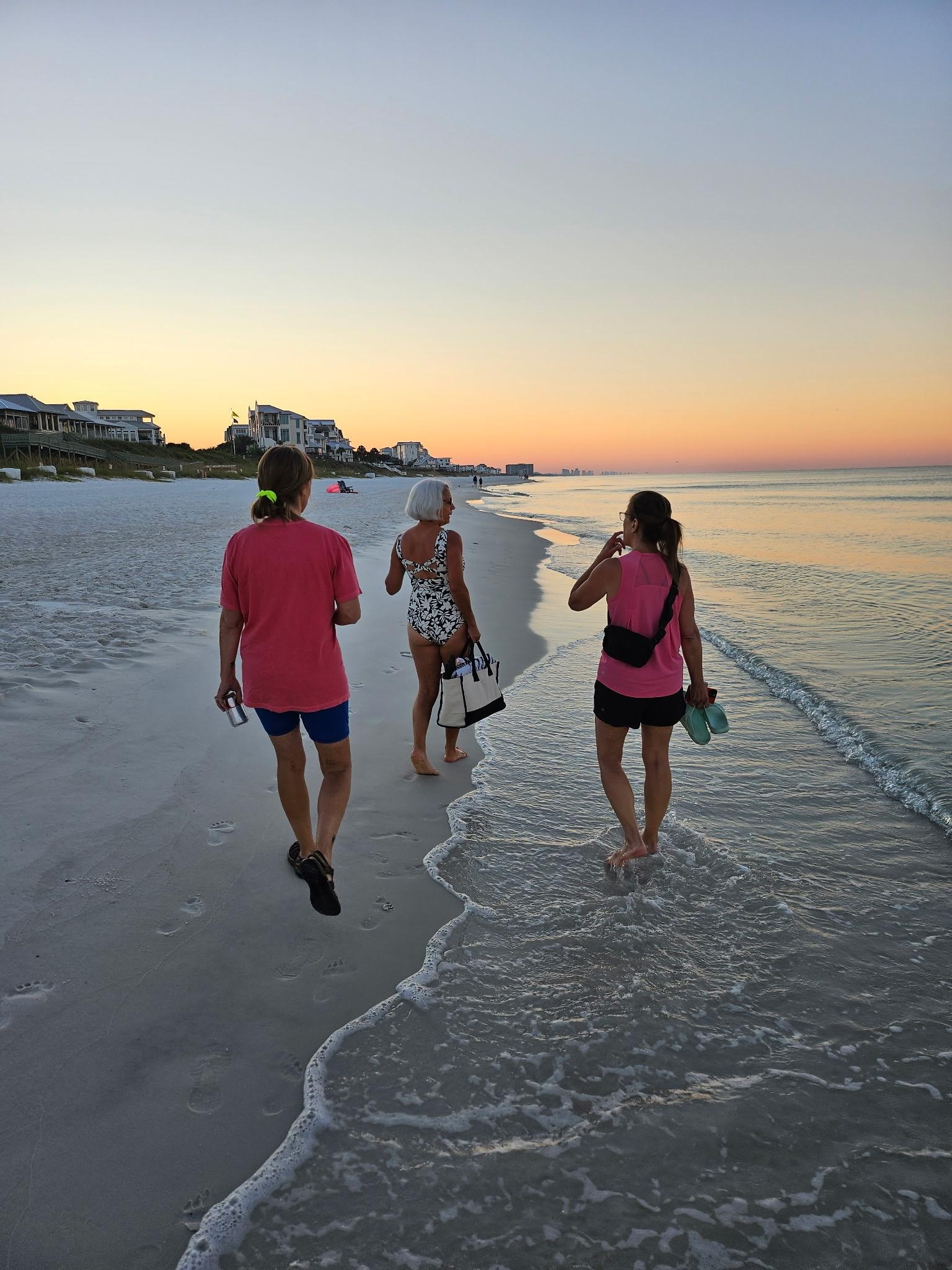 Morning sunrise on the beach!