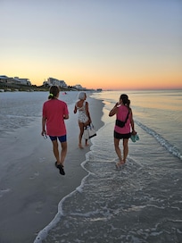 Morning sunrise on the beach!