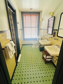 Room Bathroom