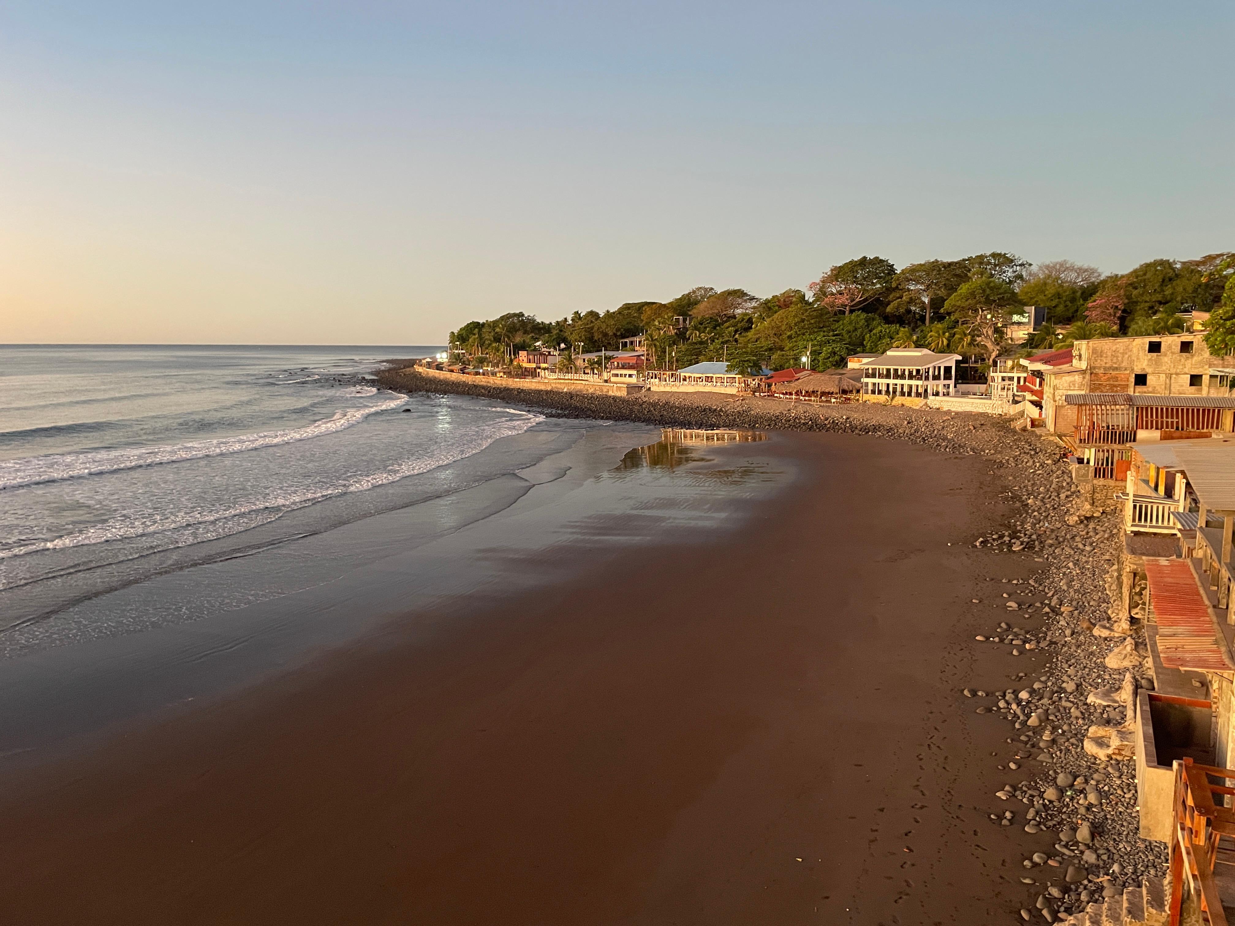 Punta Roca of La Libertad / Punta Roca de La Libertad 