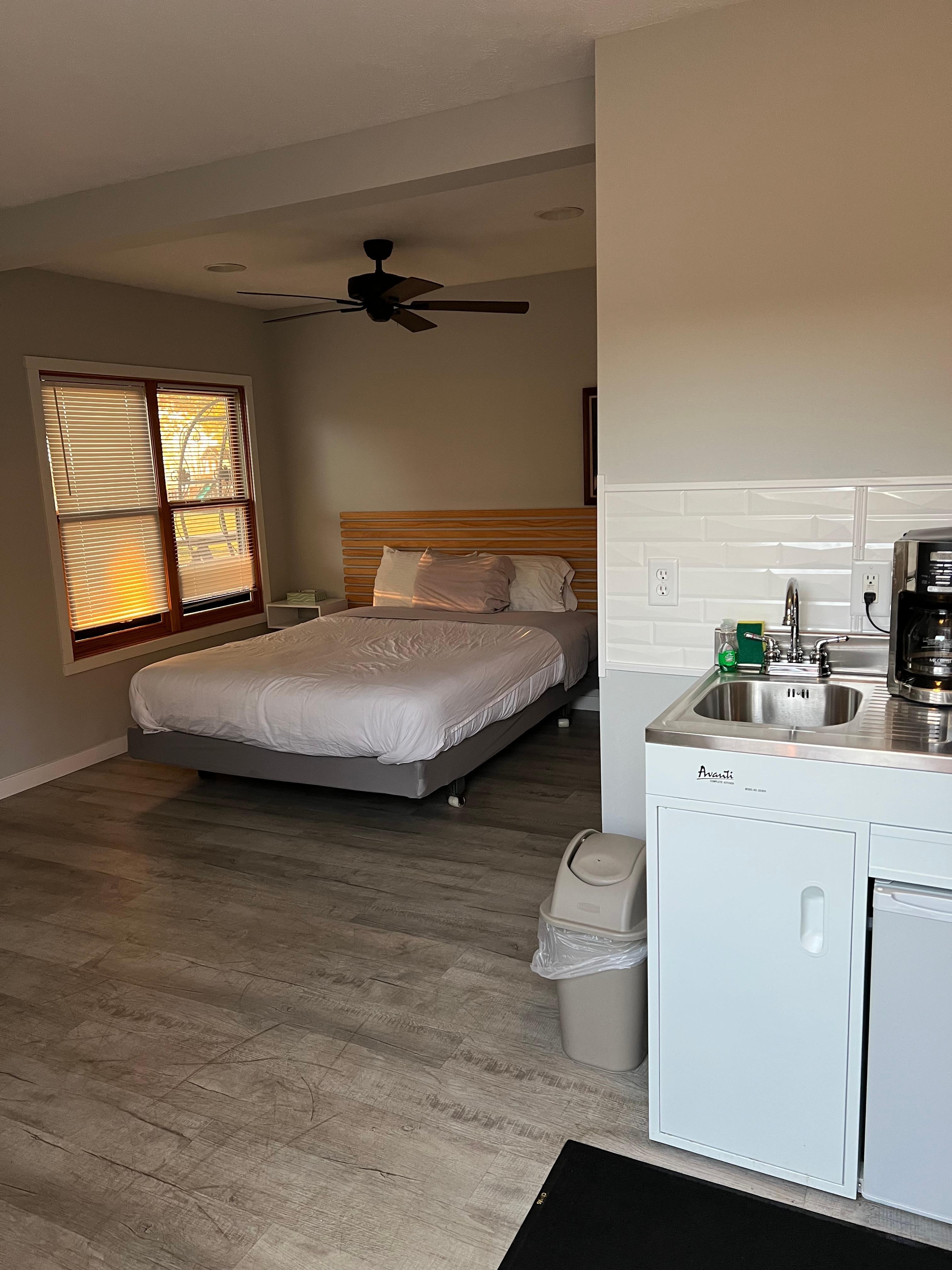 A cheap room with no lake view