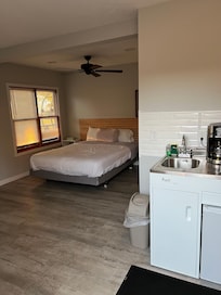 A cheap room with no lake view