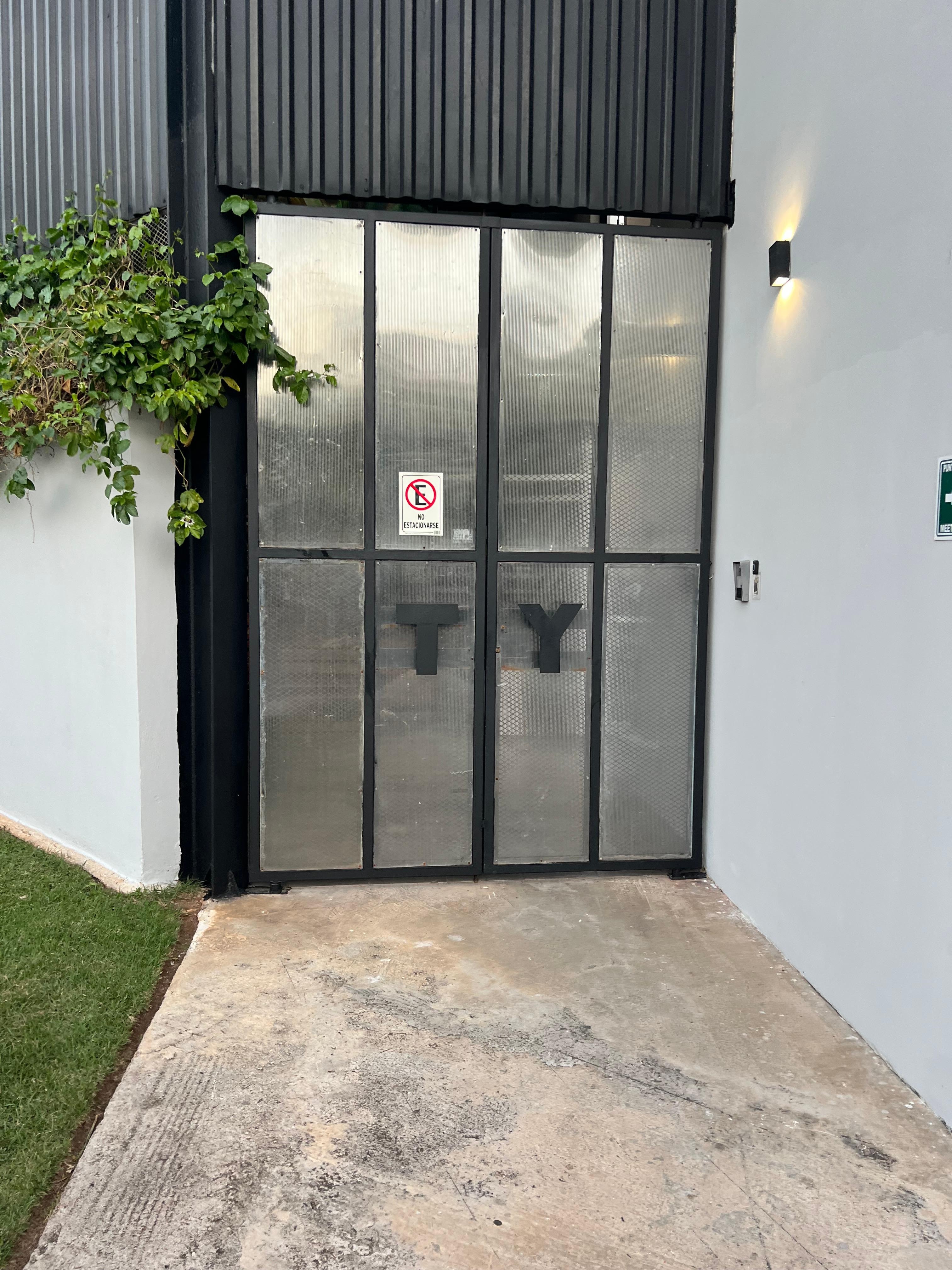 Entrance is somewhat inconspicuous if you don’t know what you are looking for - there is no full name on the entrance.