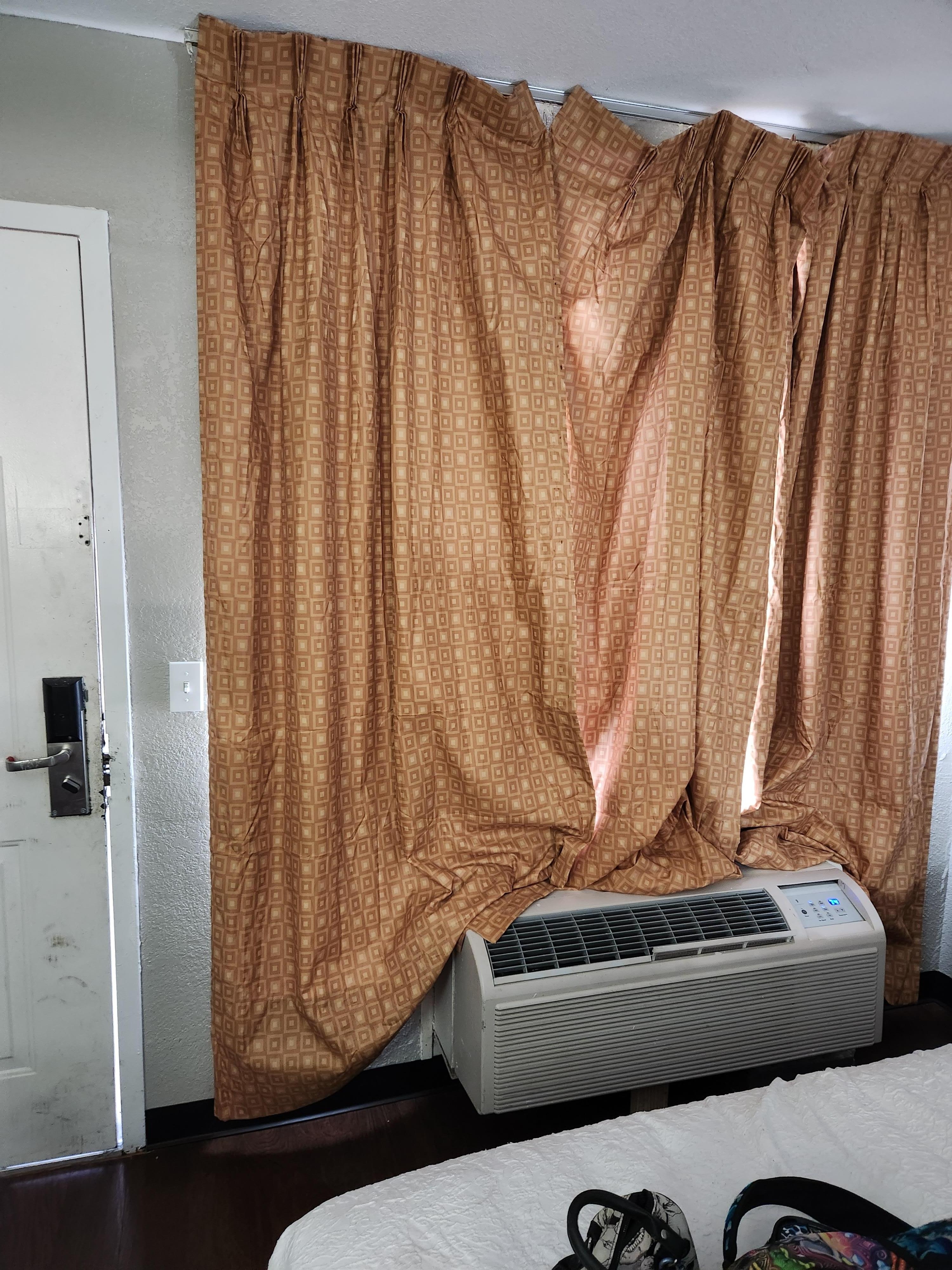 Curtain 