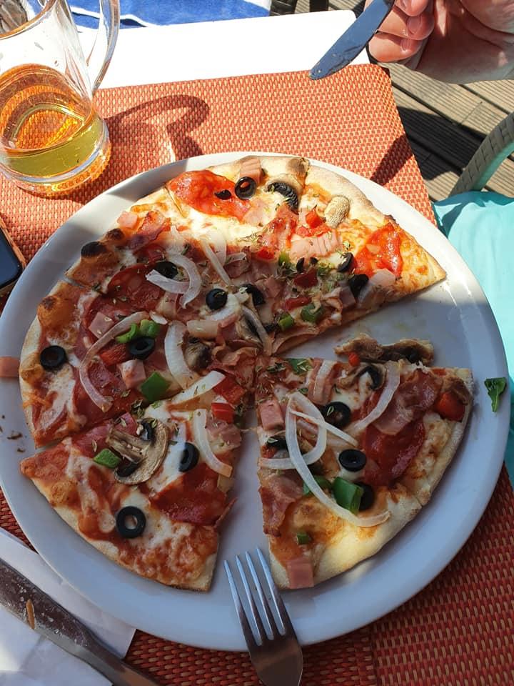 Pizza snack at Praia de Oura just down the road at the beach.