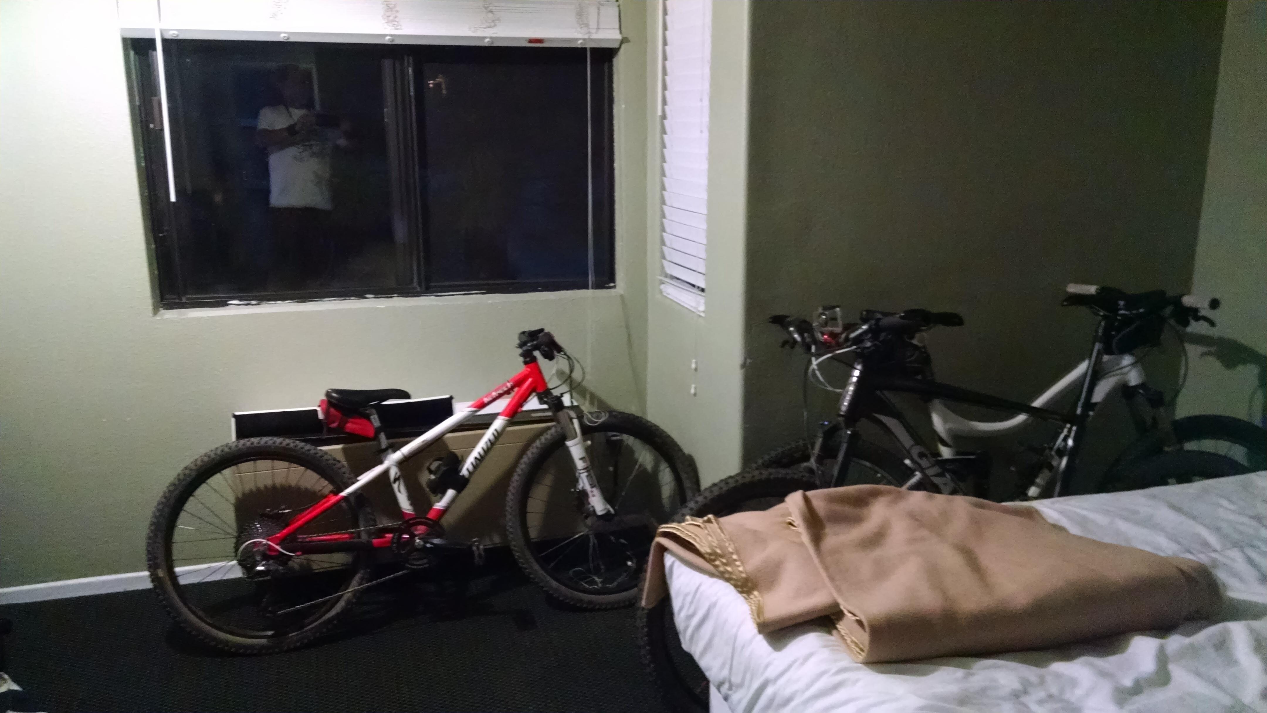 lots of rm for bikes