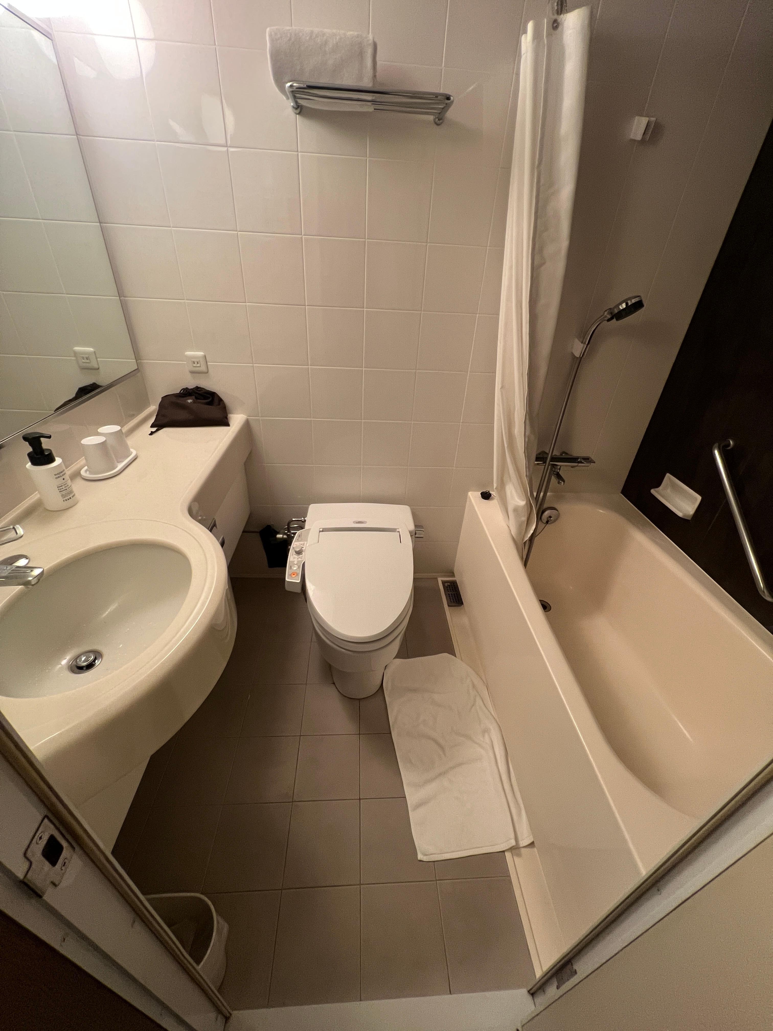 Bathroom - shower has good pressure