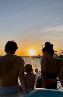 Devant de la propreté face a la mer