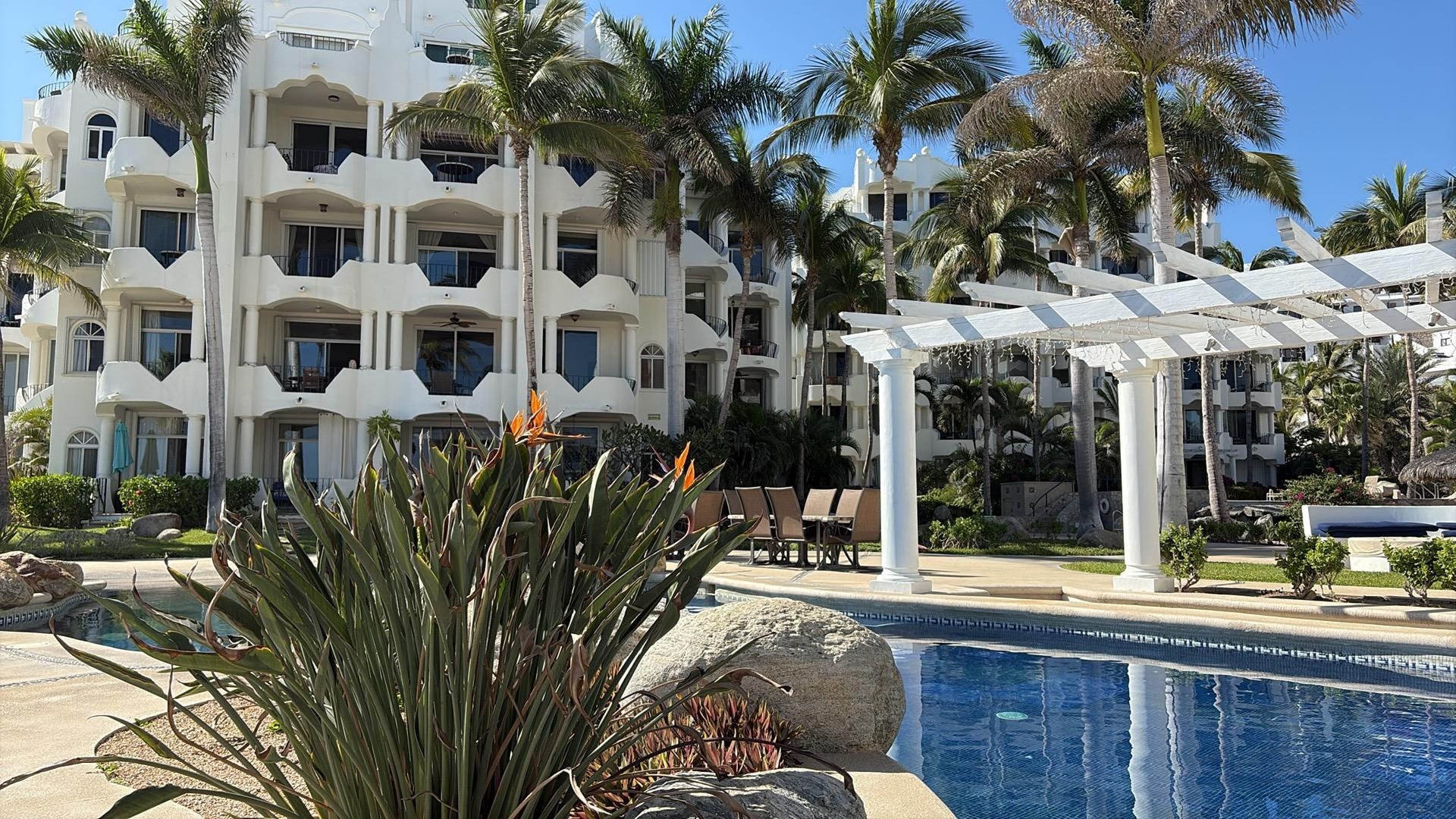 Same pool other side