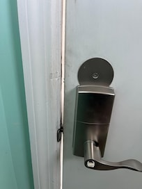 Front door no deadbolt and big gap when closed