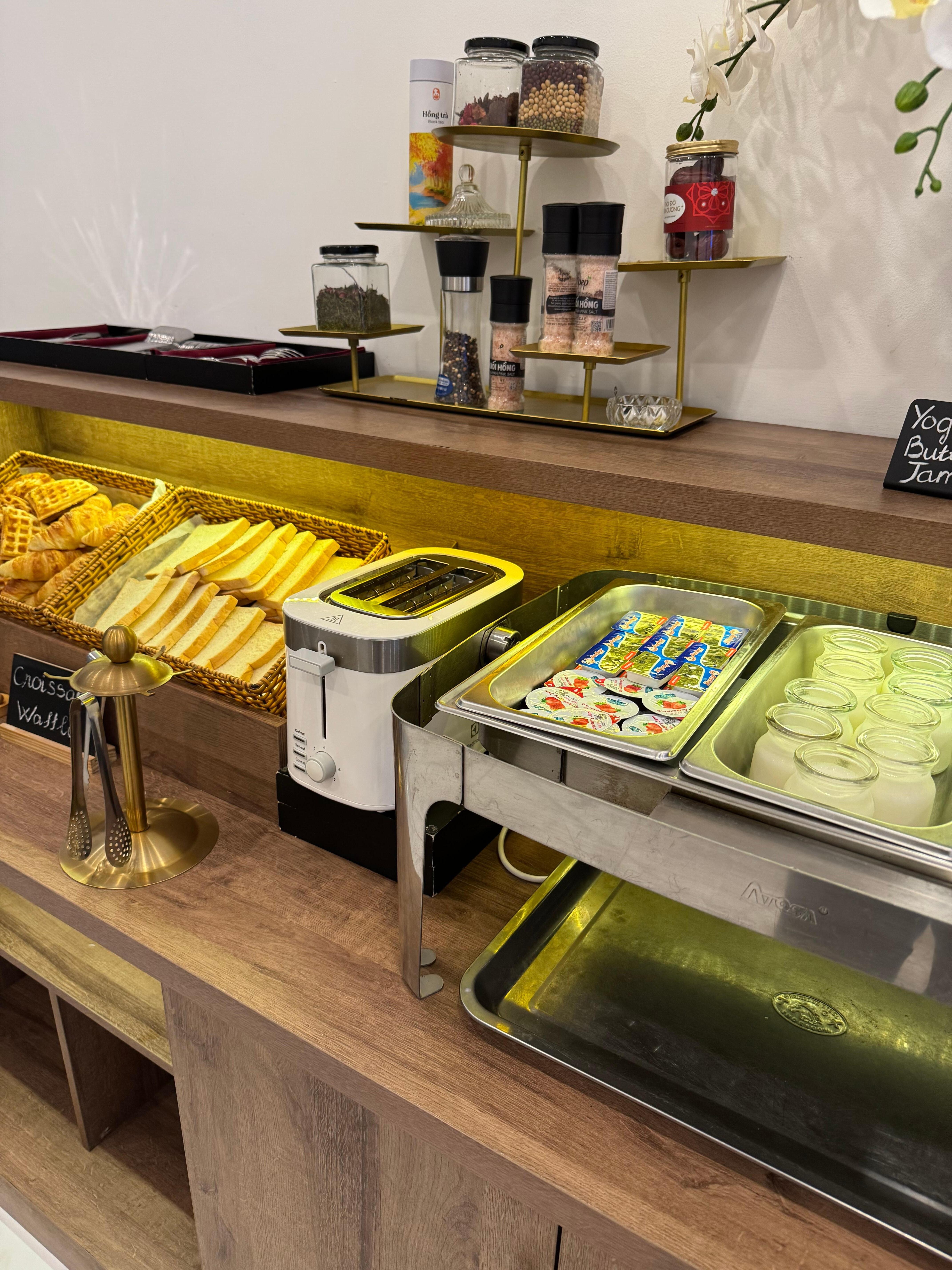 無料朝食　ビュッフェスタイルで毎日飽きない
