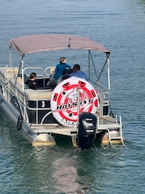 Rental Pontoon boat