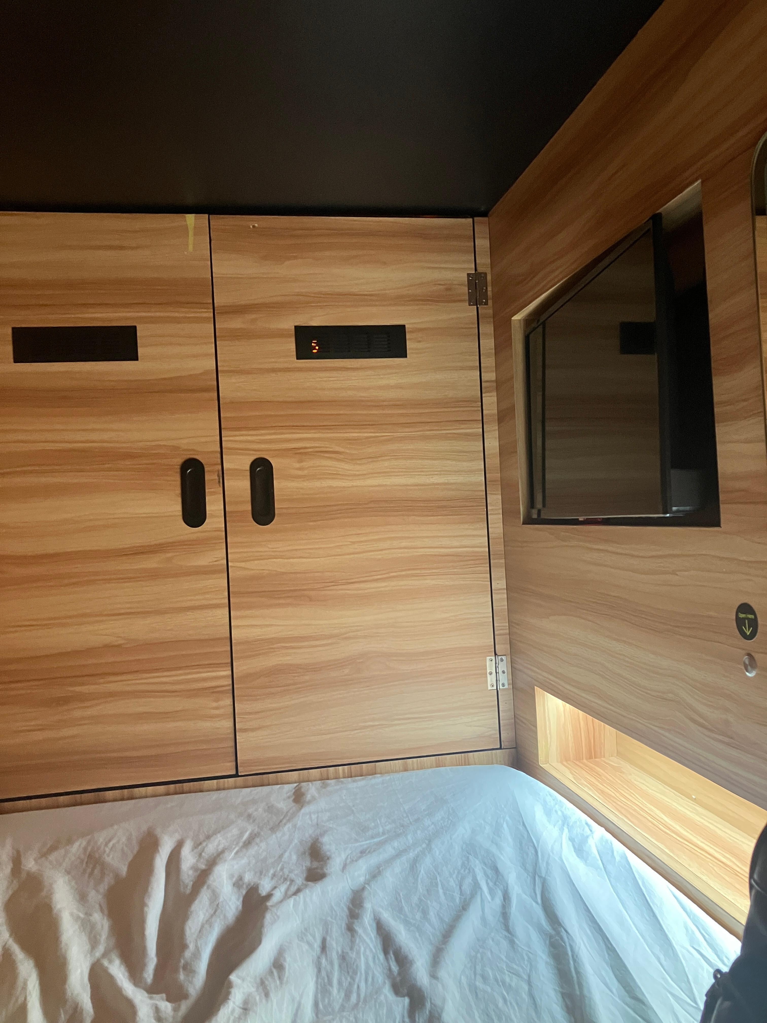 Great experience at Capsule hotel! Enjoyed pod for single person with some recommended suggestions, you can read my full review and rating!