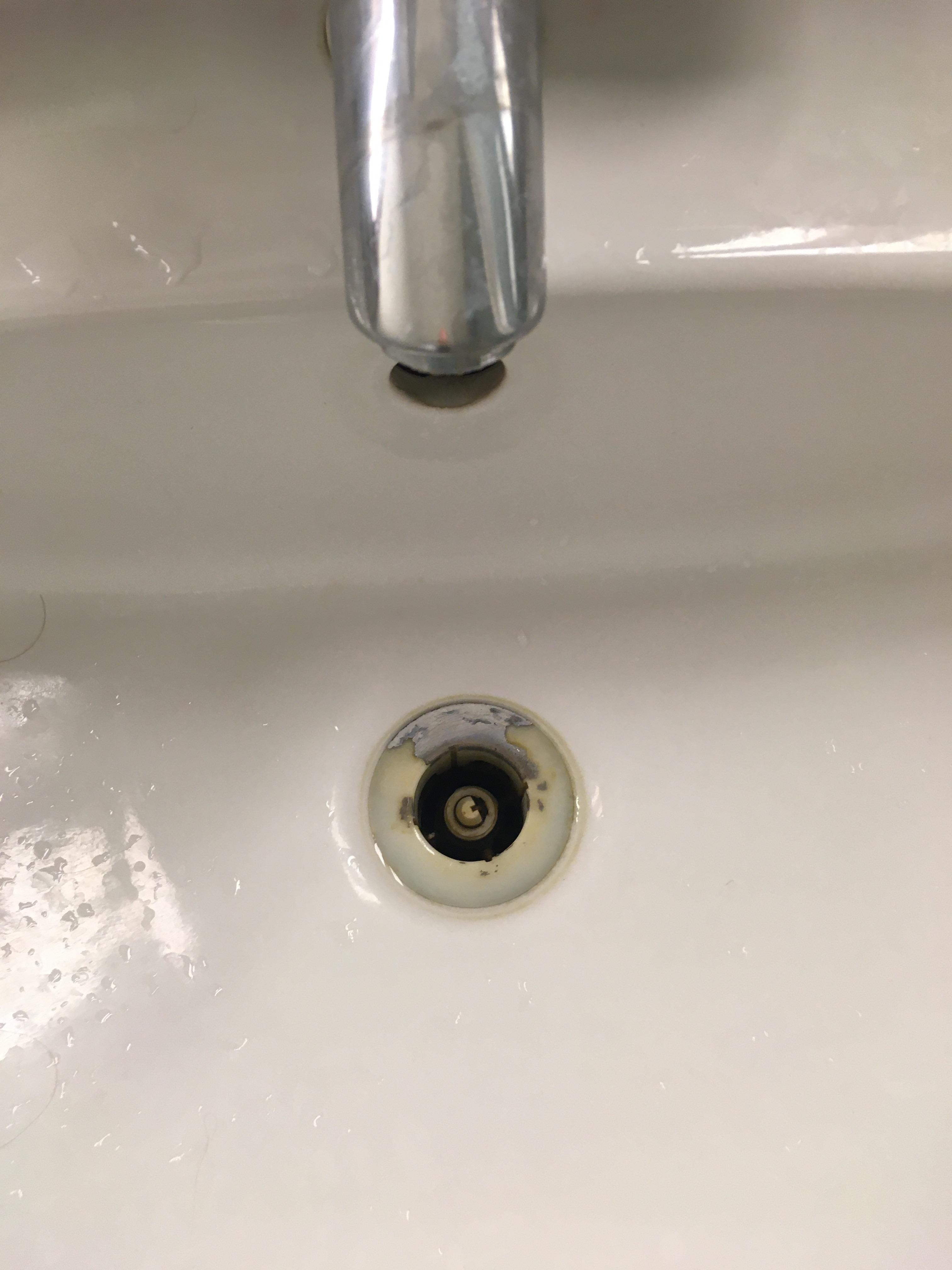 no plug for the sink