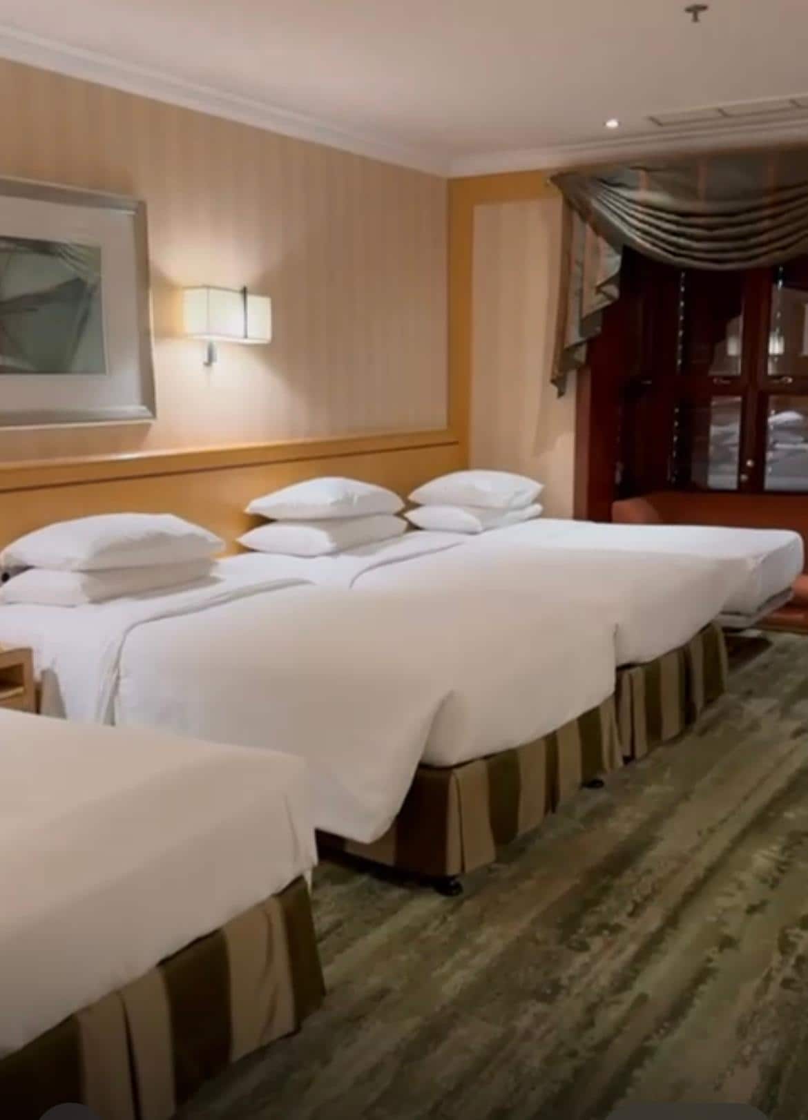 3 twin beds and one single 