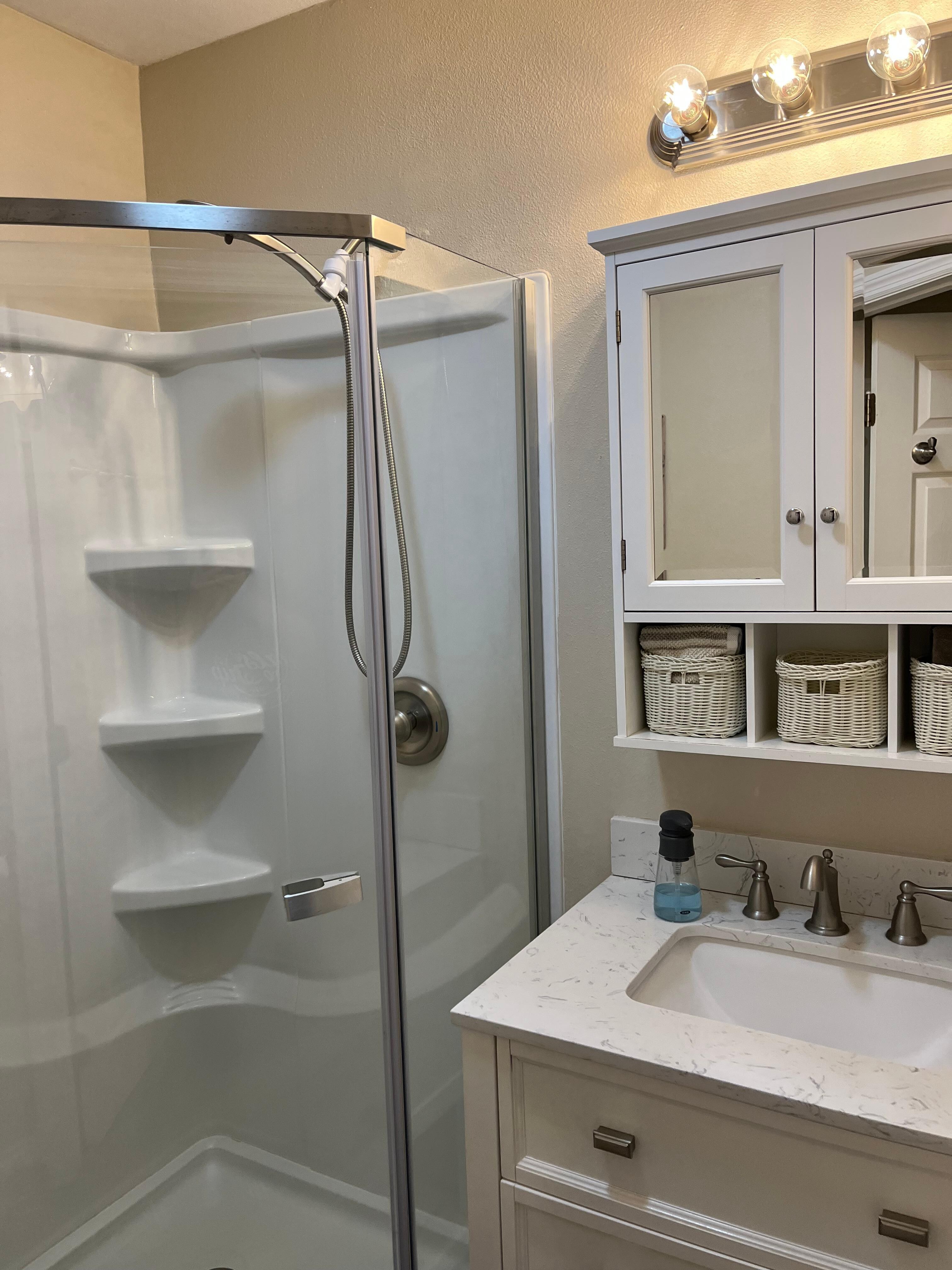 Nice bathroom