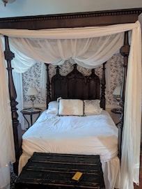 This bed is amazing! This is the bridal room.